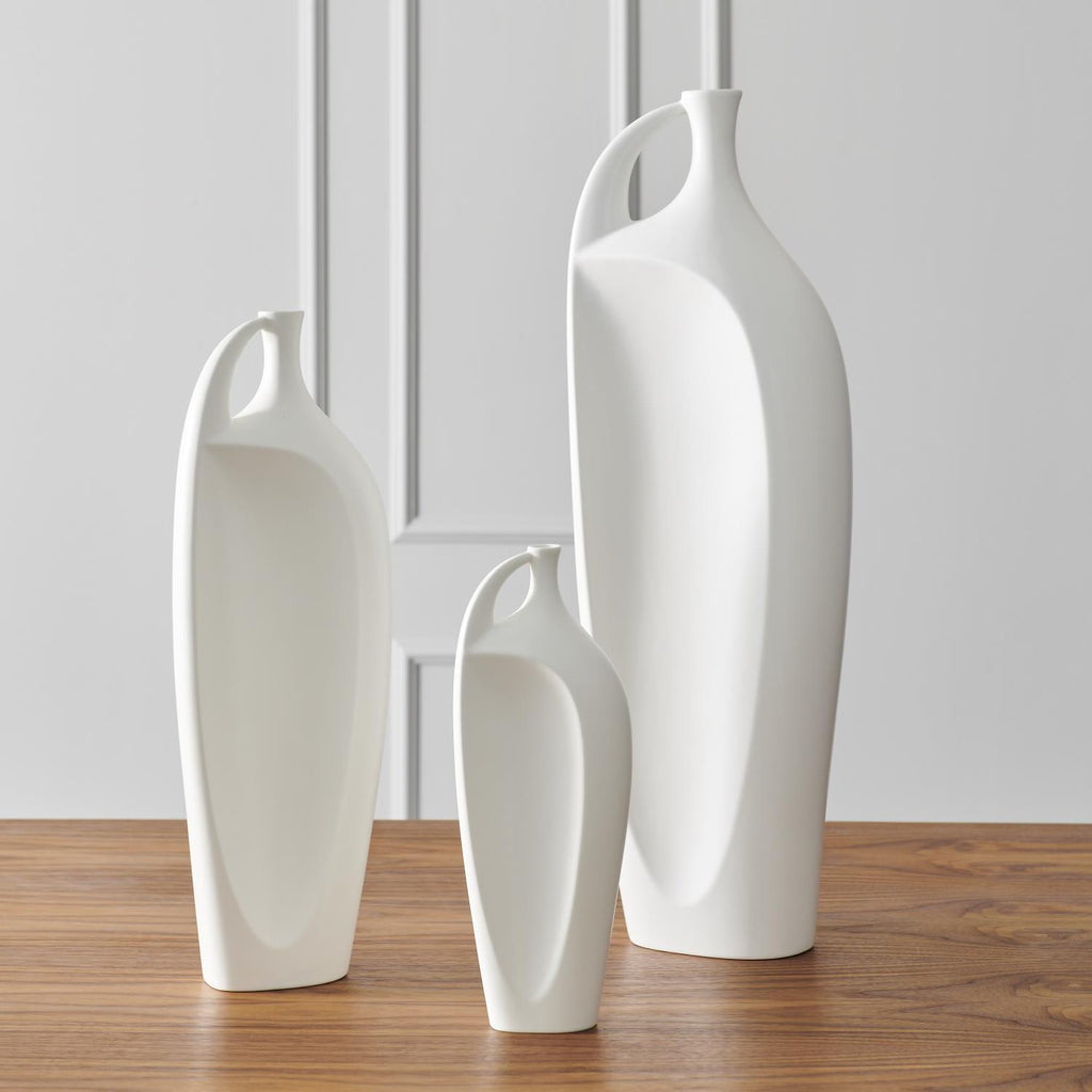 Indentation Vase in Matte White