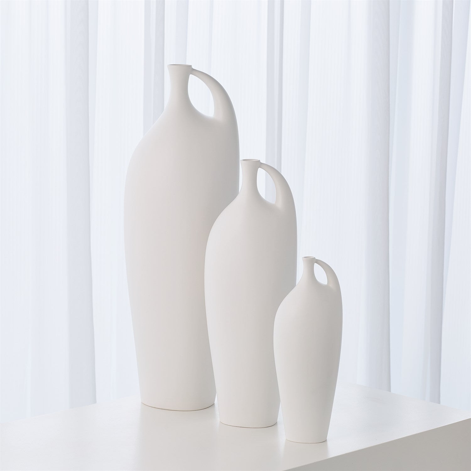 Indentation Vase in Matte White