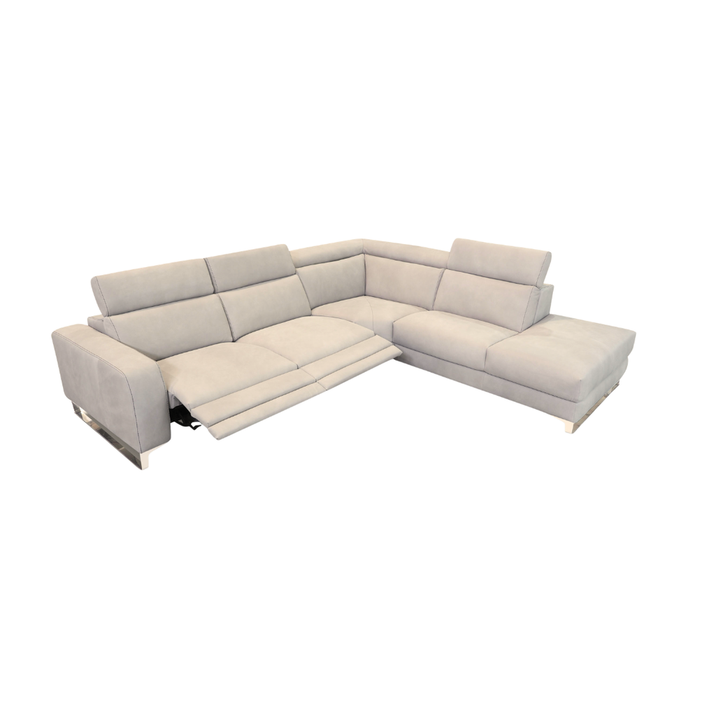 Lory Power Sectional with Meridian