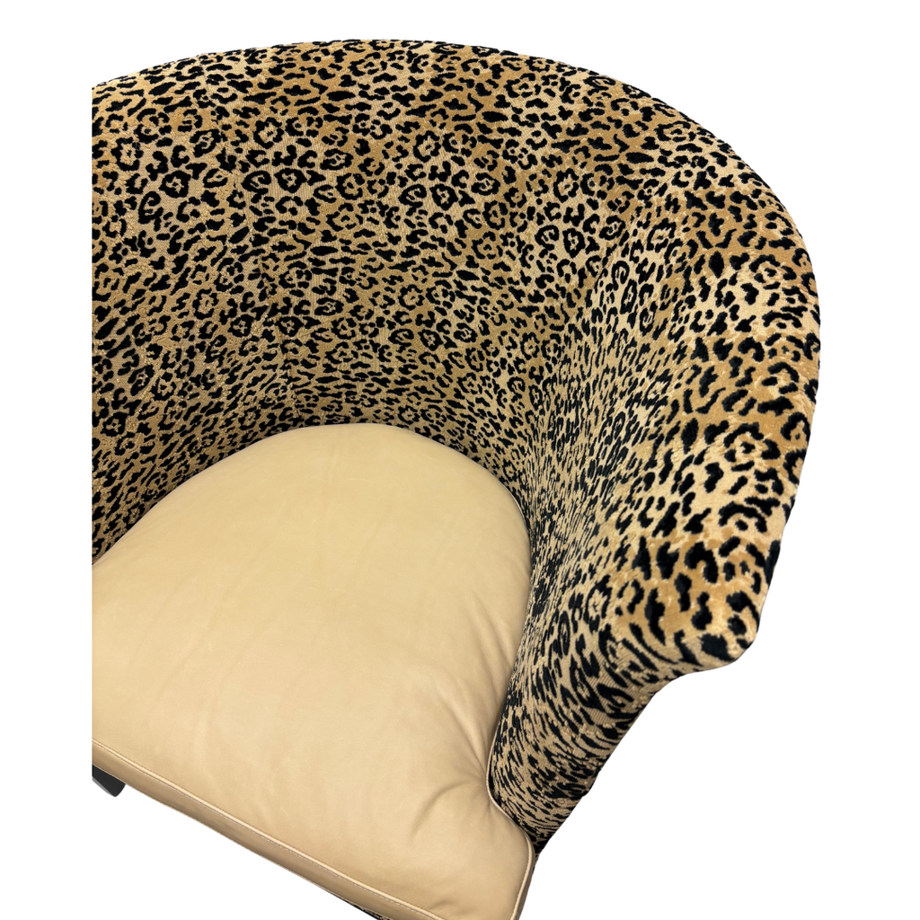 L1773-01 Fabric & Leather Chair