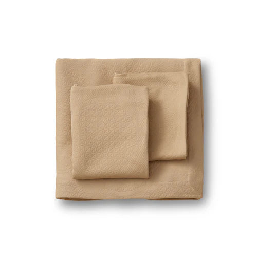 Great Hall Queen Coverlet Set in Sand