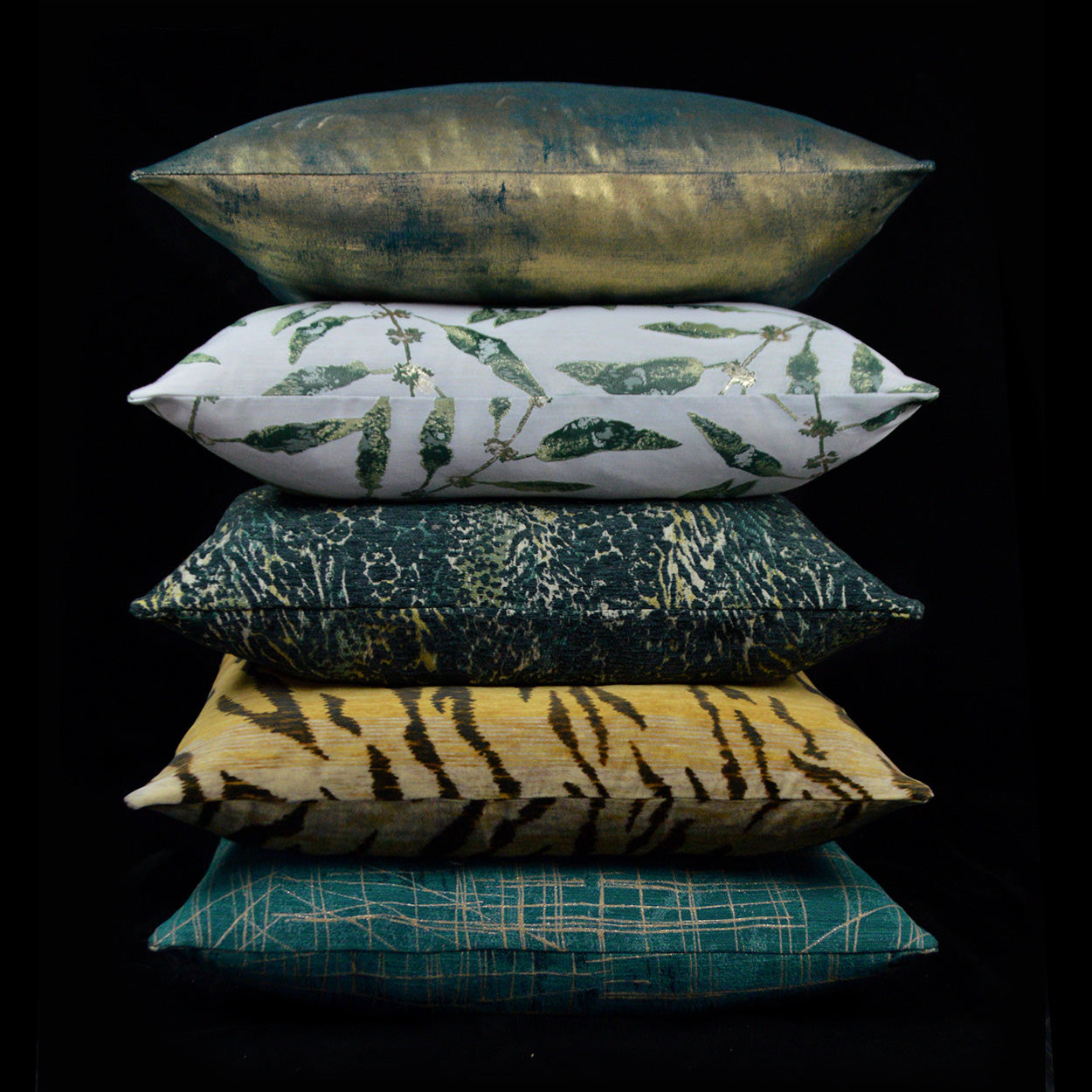 Tiago Natural Pillow