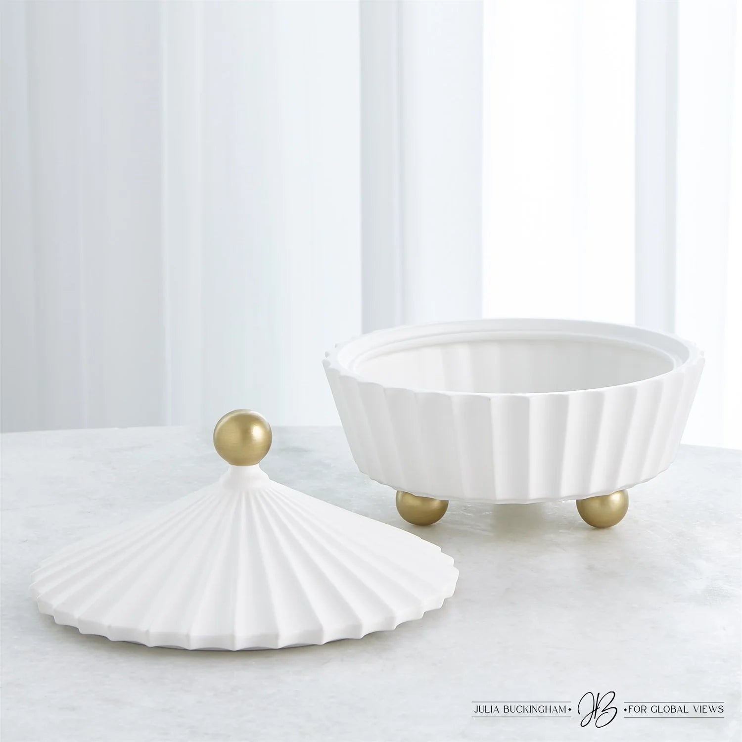 Cirque Vessel with Lid - White
